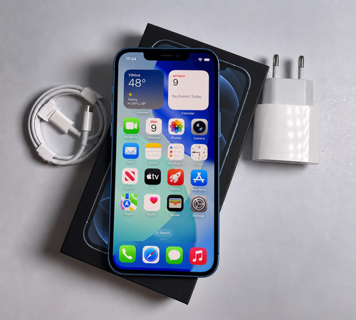 Apple iphone pro - 12,
